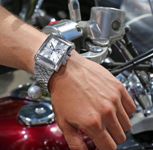 Серебряные мужские часы CELEBRITY 2081.0.9.21H-01 