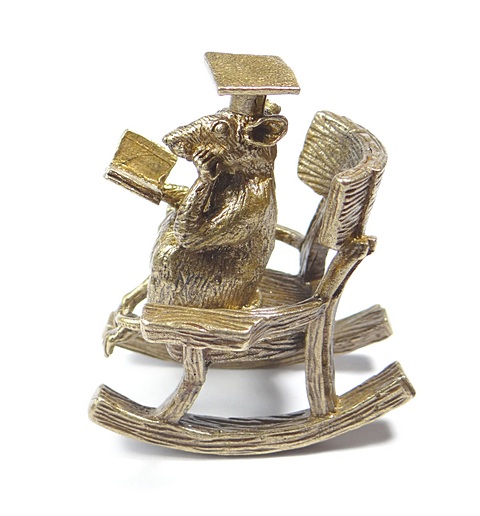 Фигурка из латуни Крыс ученый на кресле арт. 1192