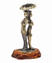 Фигурка из латуни с янтарем парочка под зонтом 45х70 мм. арт, 1074