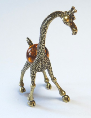 Фигурка из латуни с янтарем Жираф мама арт. 353