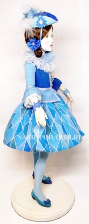  Кукла фарфоровая "Коломбина" 45 см. арт. 4374312