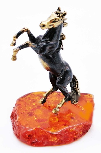 картинка Фигурка "Лошадь спирит" (Янтарь, латунь) 5х4 см. арт. 10231594 магазин 