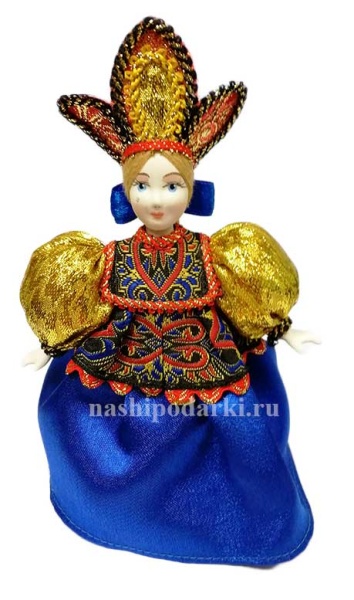 кукла в русском костюме