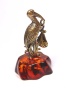 Фигурка из латуни с янтарем Аист с узелком арт. 1301