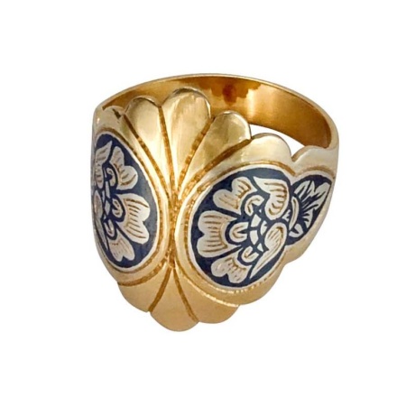 Серебряное кольцо