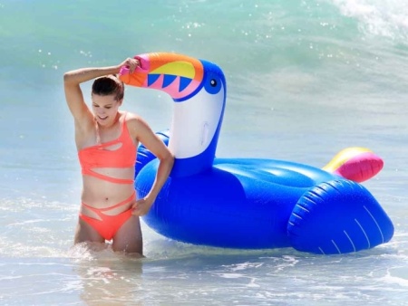 Надувной гигантский "Тукан" Артикул: 1125 