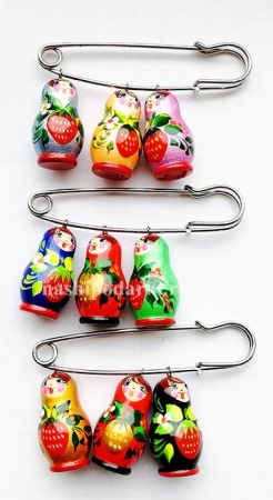 картинка Булавка с матрешками 7х4,5 см. арт. 987654 магазин подарков