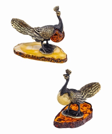 Фигурка из латуни с янтарем Птица Павлин 64х57 мм. арт. 814