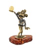 Фигурка из латуни с янтарем Обезьяна на пляже арт. 875
