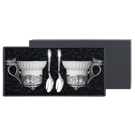 Набор чайный на 2 персоны "Зимние узоры Бабочка" посеребренный с черением : чашка, ложка в футляре Артикул: КМ12190406 