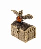 Фигурка из латуни Сундук с попугаем 40х38 мм. арт. 539