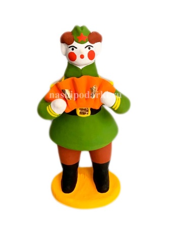 Дымковская игрушка солдат с гармонью 12 см. арт. 11115