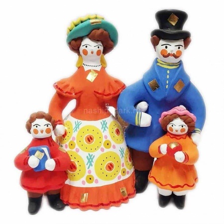 Дымковская игрушка "Композиция "Городская семья" 14х14см арт. 1118135