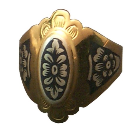 картинка Серебряное кольцо Арт: 10020352А06 