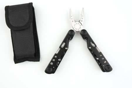 Мультитул STINGER MT-S004B-1 