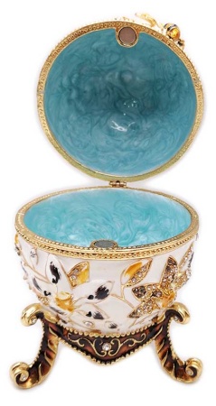 Яйцо под Фаберже "С пчелой" 16 см. белое арт. 875299  Яйцо под Фаберже "С пчелой" 16 см. белое арт. 875299