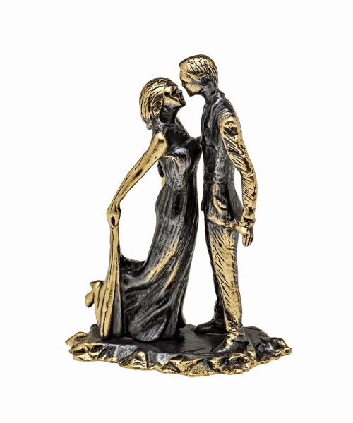 Фигурка из латуни с янтарем парочка Свадебный танец без подставки 30х45 мм. арт. 1013.1