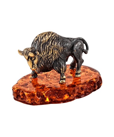 Фигурка из латуни с янтарем Зубр 45х30 мм. арт. 1903 Фигурка из латуни с янтарем Зубр 45х30 мм. арт. 1903