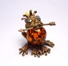 Лягушка из латуни c янтарем Царевна со стрелой арт. 1485