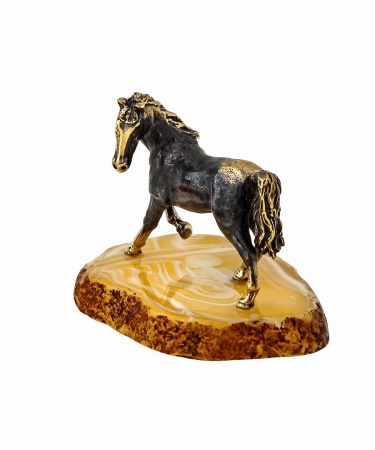 Фигурка из латуни с янтарем Лошадь Гроза 45х40 мм. арт. 1249