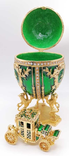 Яйцо под Фаберже "Коронационное с каретой"  зеленое 20 см. арт. 575114 