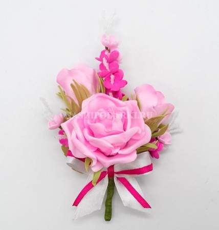 Брошь из бисера