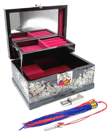 Шкатулка музыкальная перламутровая 18х14х10 см. арт. 234586