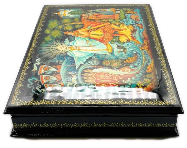 Шкатулка лаковая миниатюра "Царь Салтан" 34х25х6 см. арт. 763589