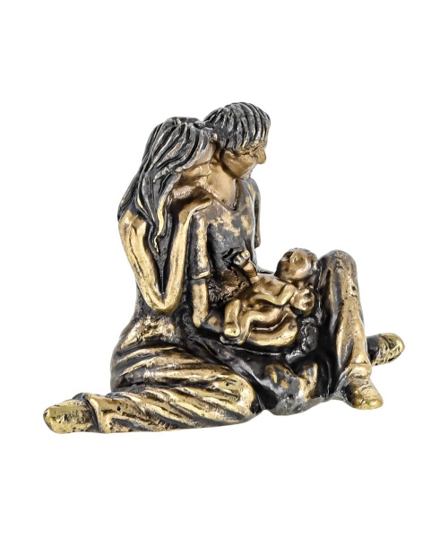 Фигурка из латуни с янтарем парочка Семья пополнение без подставки 30х30 мм. арт. 2744.1