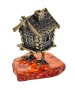 Фигурка из латуни с янтарем избушка 35х47 мм. арт. 623