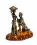 Фигурка из латуни с янтарем парочка Предложение руки и сердца 55х60 мм. арт. 967