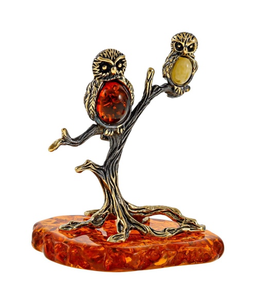 Фигурка из латуни с янтарем Птицы Совушки на дереве 50х65 мм. арт. 2544