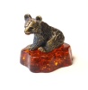 Фигурка из латуни с янтарем Медвежонок сидит арт. 1226