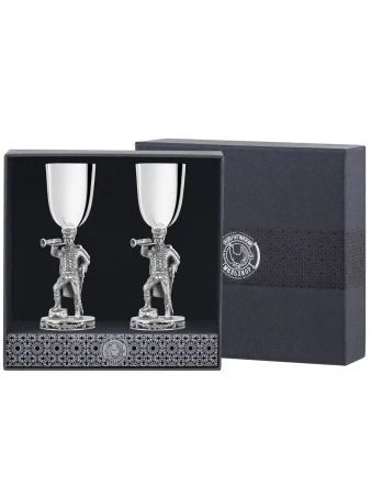 Набор рюмок "Трубач" посеребренный полированный с чернением в футляре Артикул: КМ2660206 