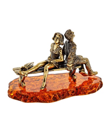 Фигурка из латуни с янтарем парочка Беззаботные годы 70х45 мм. арт. 1641