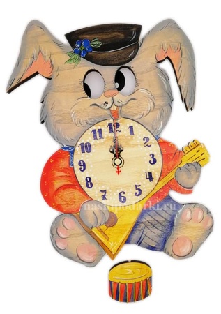картинка Часы настенные с маятником Заяц с балалайкой арт. 657229 