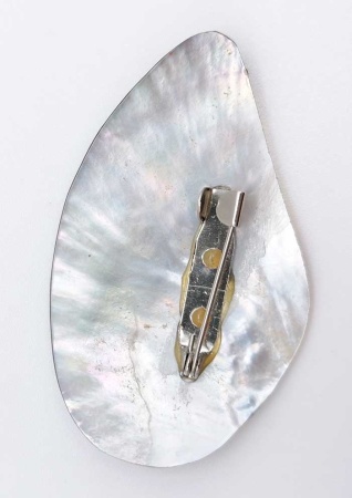 Брошка перламутр "Цветущий шиповник"и 4х5 см. арт. 6765322 