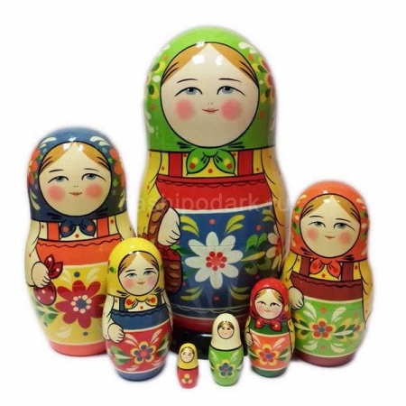 Матрешка цветная 22см 7 мест арт. 1018026