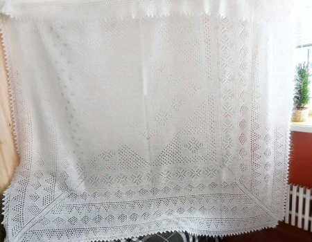 Шаль белая 180х180 см. арт.742089  Шаль белая 180х180 см. арт.742089