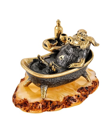 Фигурка из латуни с янтарем Поросенок Релакс 50х35 мм. арт. 2078