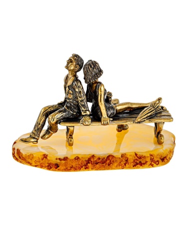 Фигурка из латуни с янтарем парочка Беззаботные годы 70х45 мм. арт. 1641