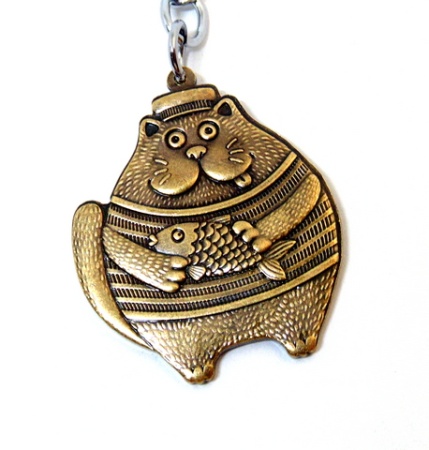 Брелок из латуни Кот с рыбкой арт. 1766